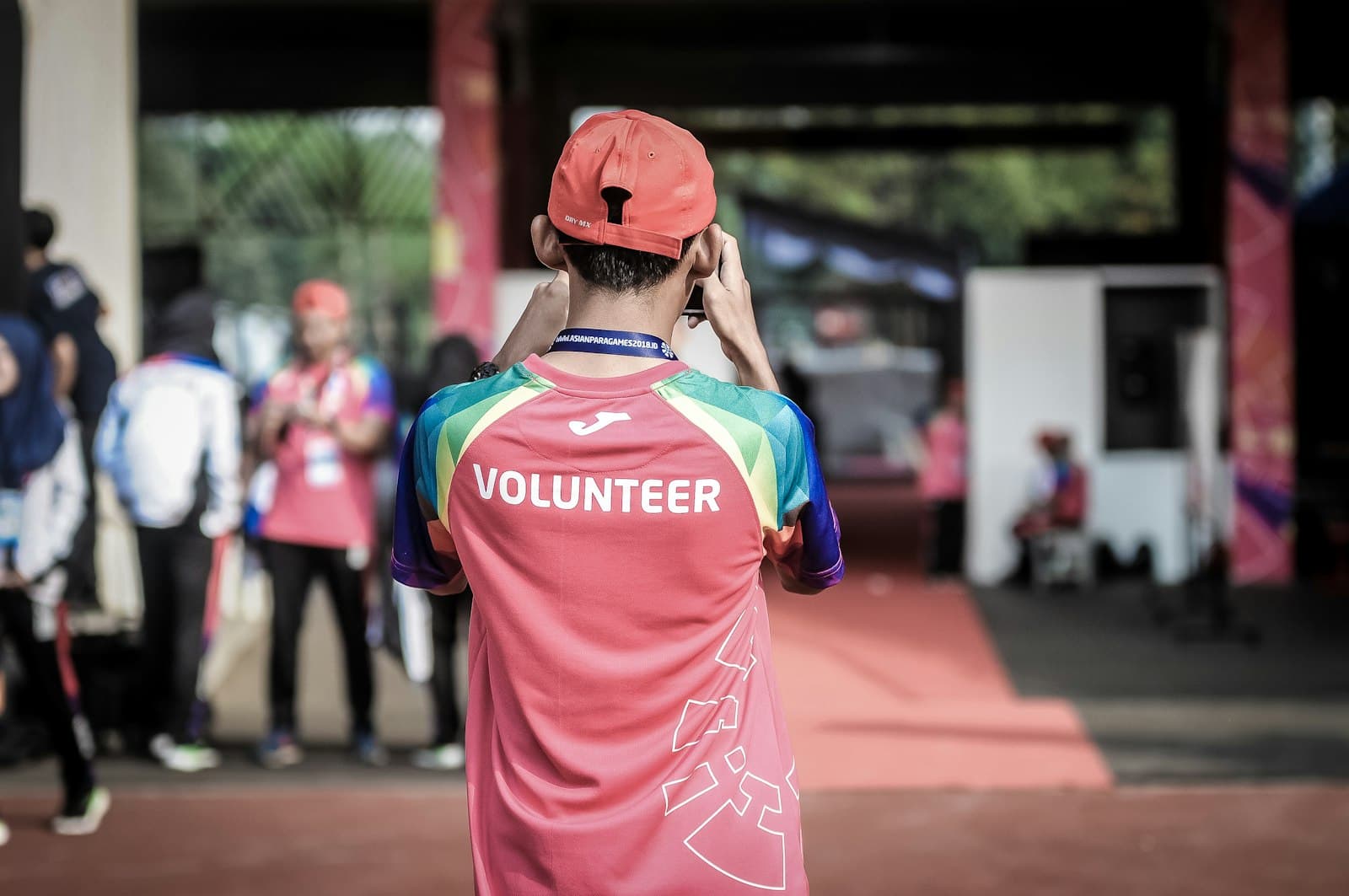 Community members volunteering together — LaMa Foundation